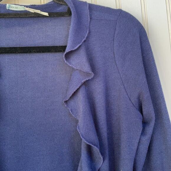 Urban Outfitters Kimchi Blue Women’s Ruffles Cardigan Sweater Size Small - Picture 3 of 9